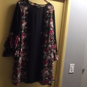 • I•N•C• International Concepts Women Floral •